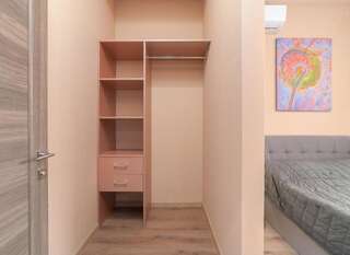 Апартаменты Green Apartments Одесса Апартаменты с балконом-2