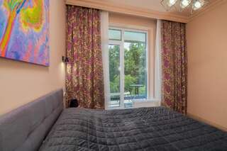 Апартаменты Green Apartments Одесса Апартаменты с балконом-9